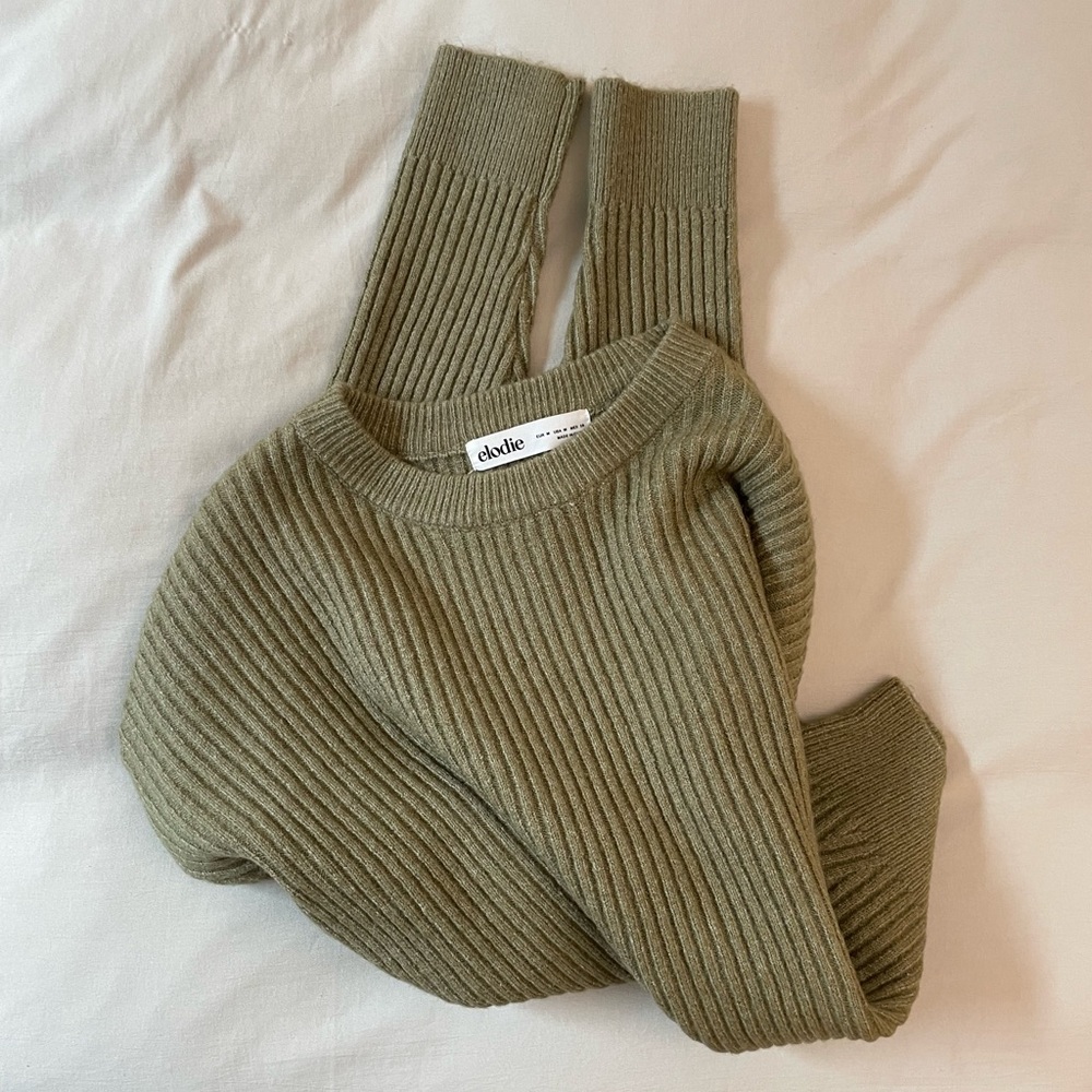 Khaki green ribbed knit jumper